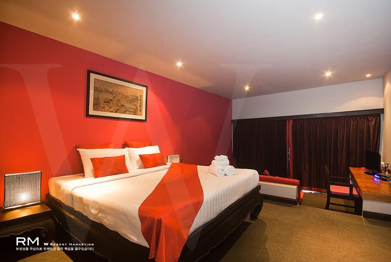 Ban Kao Tropical Boutique Residence Praia de Laem Set Exterior foto