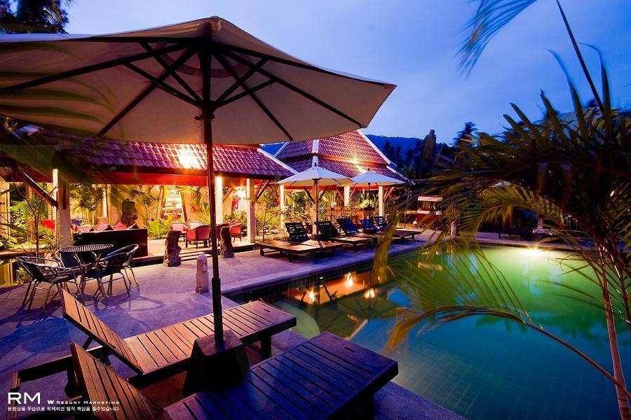Ban Kao Tropical Boutique Residence Praia de Laem Set Exterior foto