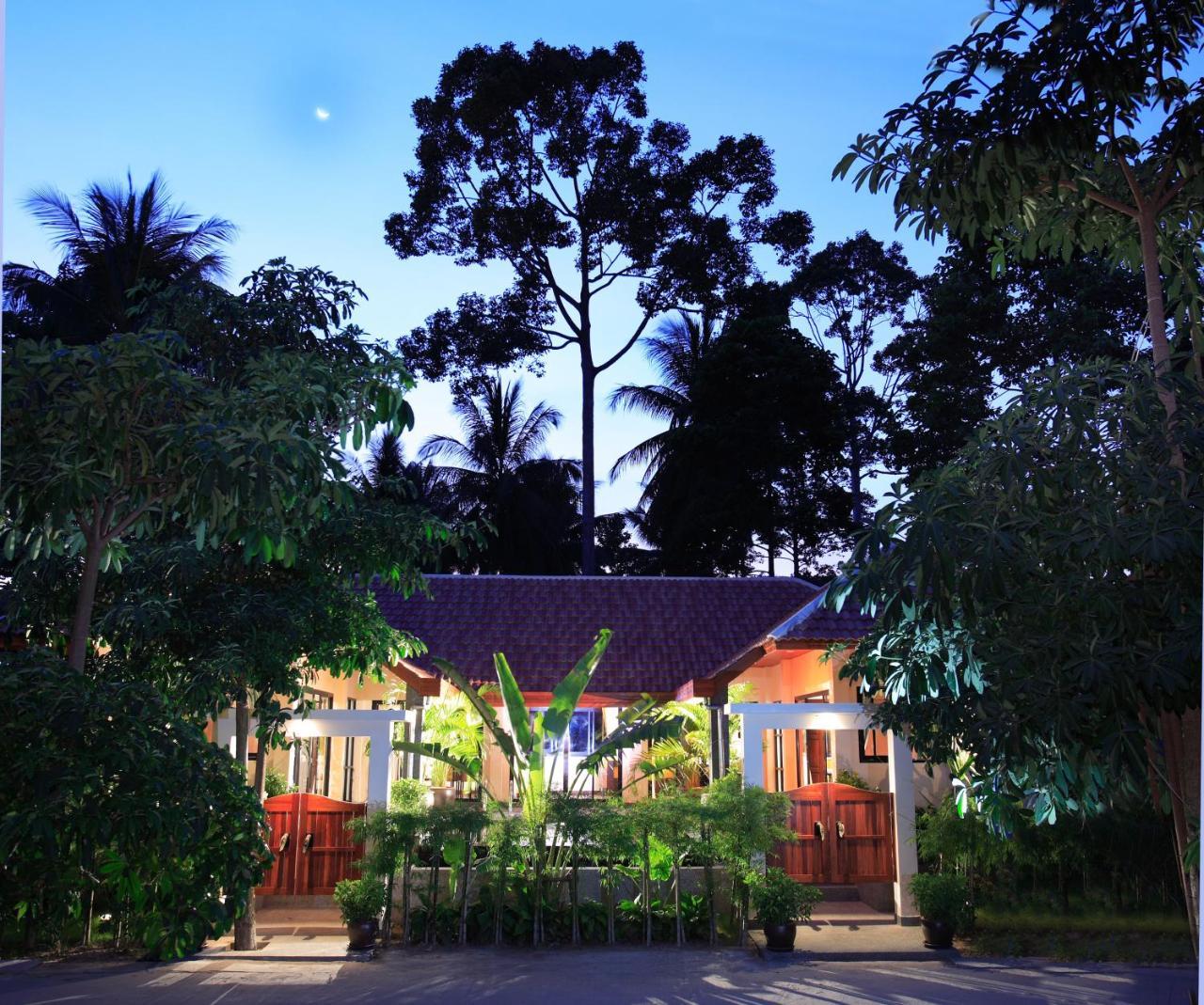 Ban Kao Tropical Boutique Residence Praia de Laem Set Exterior foto
